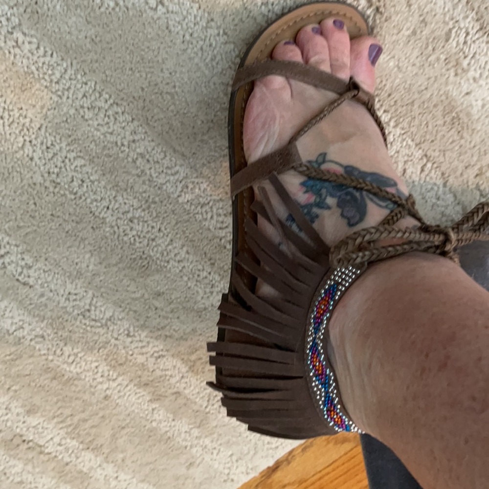 Betseyville Sandals size 9.5 NEW!!